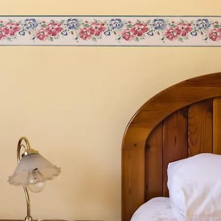 Villa Magnifica Con Piscina Y Barbacoa